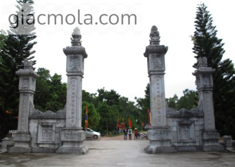 Đền thờ tưởng niệm Nguyễn Trãi Côn Sơn - nơi ở thời thơ ấu của ông